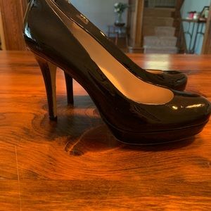 Michael Michael Kors Ionna Pump Black Patent 10